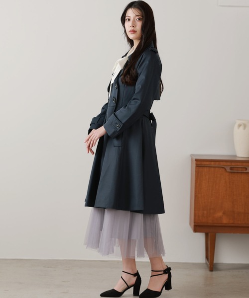 Filomo(フィローモ)の「フレアトレンチコート(トレンチコート・レディース・キャメル/ブラック/ベージュ/ネイビー・11号/13号/7号/9号)」の8枚目の写真