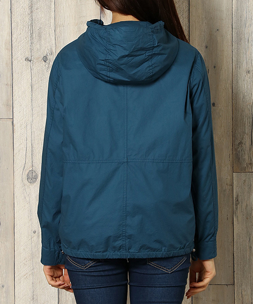 LBC（エルビーシー）の「コットンタイプライターマウンテンパーカー（マウンテンパーカー・レディース・キャメル/ブルー/ライトグレー・LARGE/MEDIUM）」の6枚目の写真