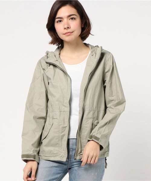 LBC（エルビーシー）の「コットンタイプライターマウンテンパーカー（マウンテンパーカー・レディース・キャメル/ブルー/ライトグレー・LARGE/MEDIUM）」の2枚目の写真