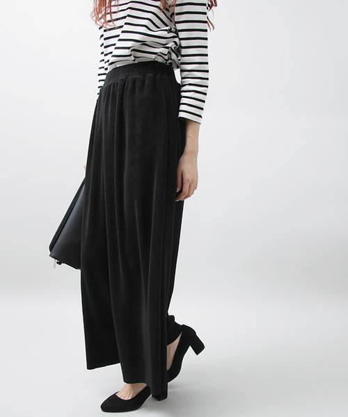 WEGO（ウィゴー）の「WEGO/サテンプリーツワイドパンツ（その他パンツ・レディース・ブラック/サックスブルー/アイボリー/ライトピンク・FREE）」の8枚目の写真