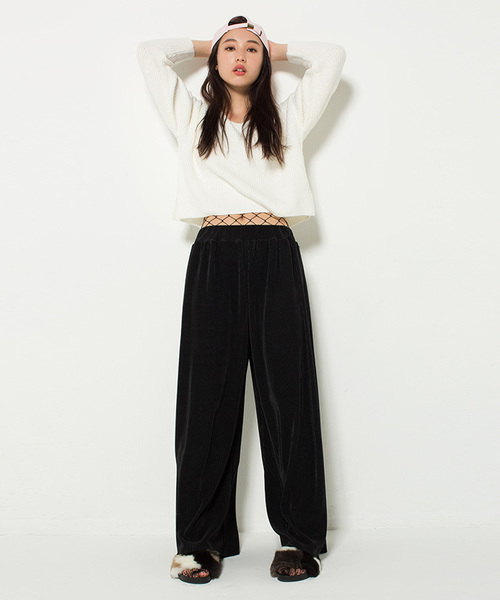 WEGO（ウィゴー）の「WEGO/サテンプリーツワイドパンツ（その他パンツ・レディース・ブラック/サックスブルー/アイボリー/ライトピンク・FREE）」の22枚目の写真