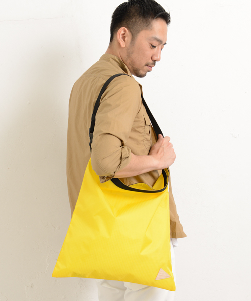 CIAOPANIC TYPY(チャオパニックティピー)の「ナイロンイージートートバッグ(トートバッグ・メンズ・ブラック/イエロー/グレー/ブルー/カーキ/オレンジ・FREE)」の5枚目の写真