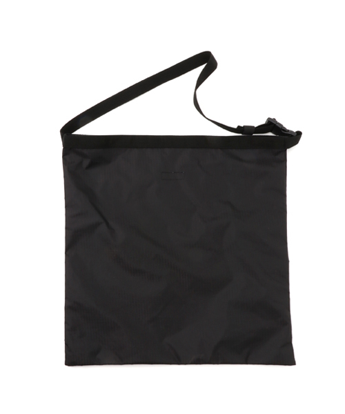 CIAOPANIC TYPY(チャオパニックティピー)の「ナイロンイージートートバッグ(トートバッグ・メンズ・ブラック/イエロー/グレー/ブルー/カーキ/オレンジ・FREE)」の8枚目の写真