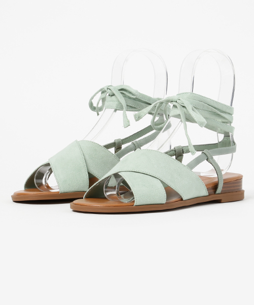 CHARLES & KEITH（チャールズ & キース）の「クロスストラップレースアップサンダル / CROSS-STRAP LACE-UP SANDALS（サンダル・レディース・グリーン/ネイビー・23cm/24.5cm/23.5cm/24cm）」の2枚目の写真
