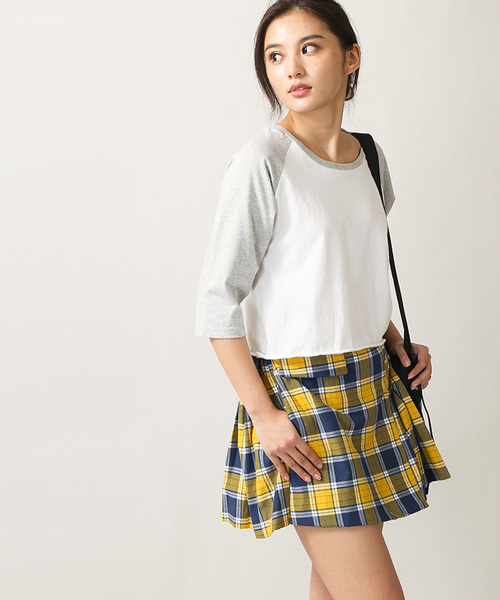 WEGO（ウィゴー）の「WEGO/フラップベルトプリーツスカパン（スカート・レディース・ブラック/レッド系その他/イエロー系その他/グリーン系その他/インディゴブルー・FREE）」の4枚目の写真