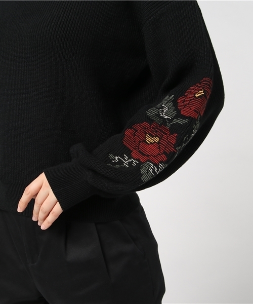 Khaju（カージュ）の「Khaju:エンブロイダリーアゼプルオーバー（ニット/セーター・レディース・ブラック/ワイン・ONE SIZE）」の7枚目の写真