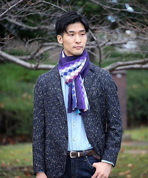 RAMUDA（ラムダ）の「ウール　ラッセルアーガイル調マフラー（マフラー・メンズ・パープル/ブラウン/ボルドー・ﾌﾘ-）」の7枚目の写真