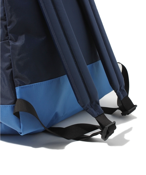 BEAMS BOY（ビームスボーイ）の「○DeMartini×BEAMS BOY / NEW ナイロンデイパック（バックパック/リュック・レディース・ブラック/カーキ/ネイビー・ONE SIZE）」の6枚目の写真