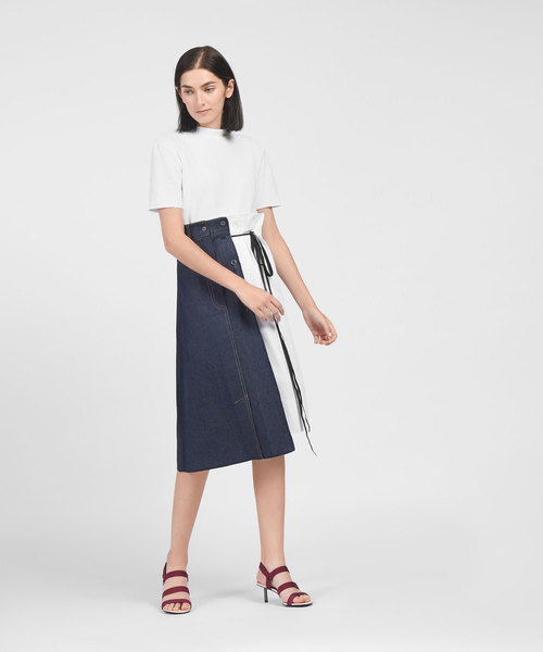 CHARLES & KEITH(チャールズ & キース)の「トリプルストラップベルクロサンダル / TRIPLE STRAP VELCRO SANDALS(サンダル・レディース・バーガンディー/ブラック・23.5cm/25cm/24.5cm/23cm)」の13枚目の写真