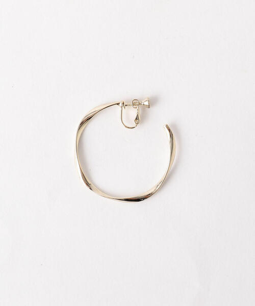 BEAUTY&YOUTH UNITED ARROWS(ビューティーアンドユースユナイテッドアローズ)の「BY∴ ヘンケイフープイヤリング(イヤリング・レディース・シルバー/ゴールド・FREE)」の3枚目の写真