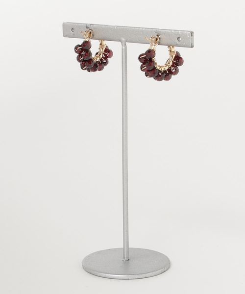 tone(トーン)の「【marinaJEWELRY】14kgf/AAA Garnet wrapped pierced earring(ピアス(両耳用)・レディース・レッド・S)」の2枚目の写真