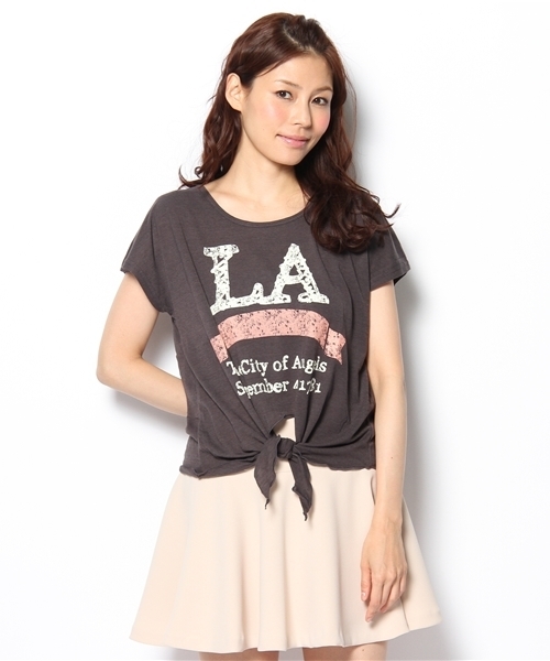 Auntie Rosa(アンティローザ)の「前結びネップTシャツ(Tシャツ/カットソー・レディース・ピンク/ブラック/ナチュラル/イエロー・FREE)」の1枚目の写真