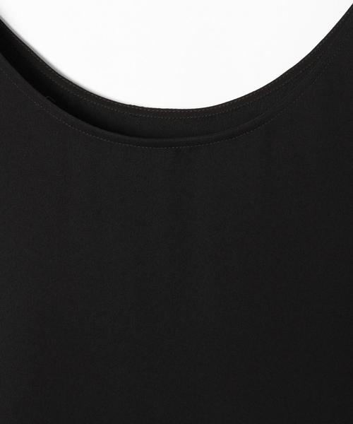 GRACE CLASS(グレースクラス)の「サテンノースリーブ(Tシャツ/カットソー・レディース・ブラック/ベージュ/ネイビー・36)」の9枚目の写真