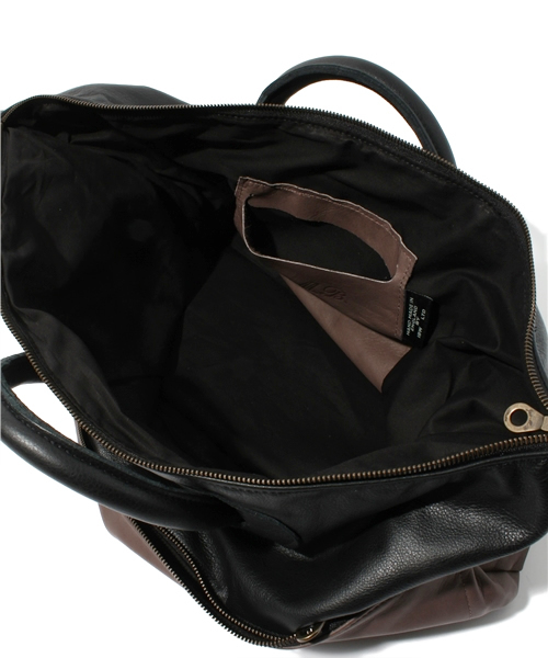 MIDWEST(ミッドウエスト)の「JAS.M.B ウイングトラベルバック(ショルダーバッグ・メンズ・ブラック・FREE)」の6枚目の写真