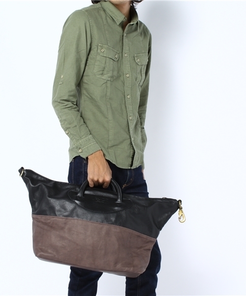 MIDWEST(ミッドウエスト)の「JAS.M.B ウイングトラベルバック(ショルダーバッグ・メンズ・ブラック・FREE)」の5枚目の写真