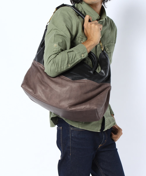 MIDWEST(ミッドウエスト)の「JAS.M.B ウイングトラベルバック(ショルダーバッグ・メンズ・ブラック・FREE)」の8枚目の写真