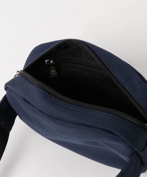BENCH AT THE GREENE（ベンチアットザグリーン）の「BENDAVIS OVAL WAISTBAG（ボディバッグ/ウエストポーチ・メンズ・ブラック/ネイビー/サックスブルー/オレンジ/ブラック系その他・FREE）」の6枚目の写真
