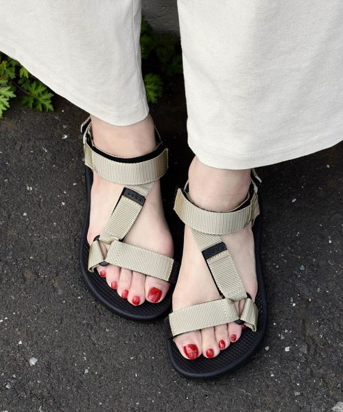Khaju（カージュ）の「Khaju:Zストラップサンダル◇（サンダル・レディース・ブラック/ベージュ/キャメル・30/40/50）」の3枚目の写真