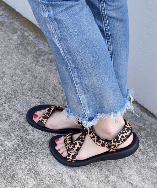 Khaju（カージュ）の「Khaju:Zストラップサンダル◇（サンダル・レディース・ブラック/ベージュ/キャメル・30/40/50）」の15枚目の写真