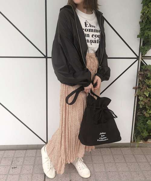 one after another NICE CLAUP（ワンアフターアナザーナイスクラップ）の「スプリングマウンテンパーカー（マウンテンパーカー・レディース・ブラック/ベージュ/テラコッタ・FREE）」の6枚目の写真