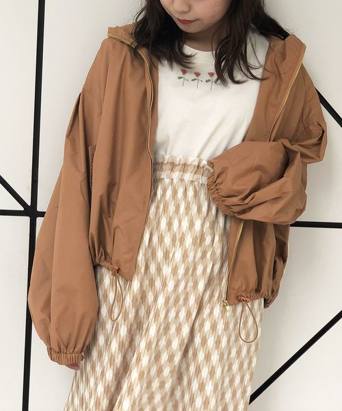 one after another NICE CLAUP（ワンアフターアナザーナイスクラップ）の「スプリングマウンテンパーカー（マウンテンパーカー・レディース・ブラック/ベージュ/テラコッタ・FREE）」の13枚目の写真