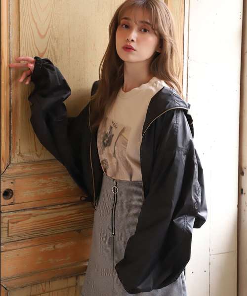 one after another NICE CLAUP（ワンアフターアナザーナイスクラップ）の「スプリングマウンテンパーカー（マウンテンパーカー・レディース・ブラック/ベージュ/テラコッタ・FREE）」の21枚目の写真