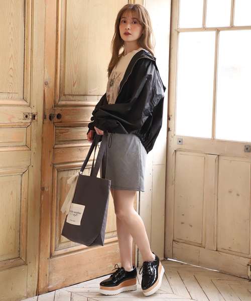 one after another NICE CLAUP（ワンアフターアナザーナイスクラップ）の「スプリングマウンテンパーカー（マウンテンパーカー・レディース・ブラック/ベージュ/テラコッタ・FREE）」の22枚目の写真