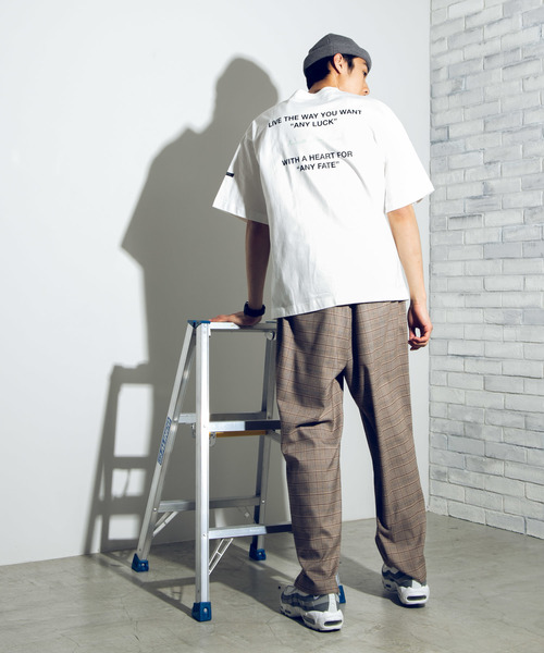 WEGO（ウィゴー）の「WEGO/ドロップショルダーシンプルロゴTシャツ（Tシャツ/カットソー・メンズ・ベージュ/パープル/ホワイト系その他/ホワイト・MEDIUM/LARGE）」の9枚目の写真