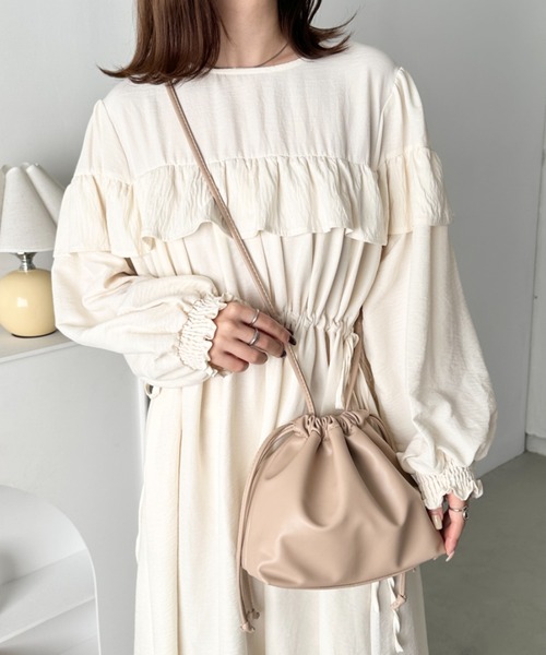 CLEA（クレア）の「2wayPU巾着ミニショルダーバッグ（ショルダーバッグ・レディース・ブラック/ベージュ/アイボリー/グレイッシュベージュ/オフホワイト・FREE）」の21枚目の写真