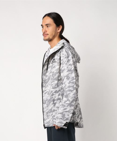 adidas（アディダス）の「アディダス adidas MIDリフレクターAOP