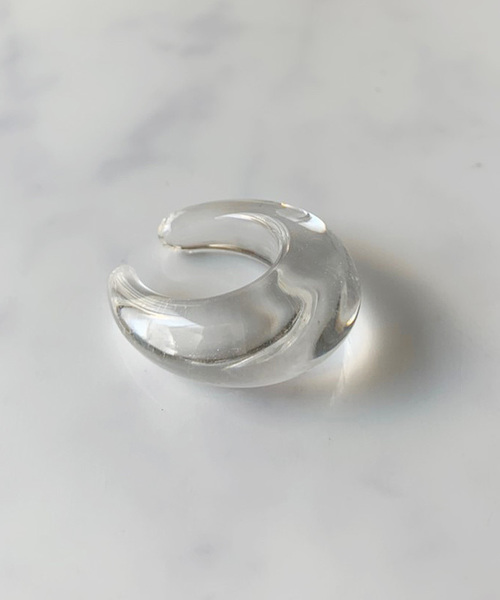 Port（ポート）の「マーブル プランプ イヤーカフ_（イヤーカフ・レディース・ホワイト/ベージュ/ブラウン/クリア・FREE）」の9枚目の写真