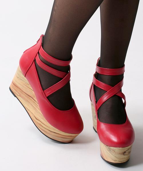 WEGO（ウィゴー）の「WEGO/クロスストラップパンプス（パンプス・レディース・ブラック/ピンク/レッド・MEDIUM/LARGE）」の3枚目の写真