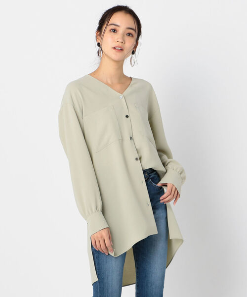 NOLLEY’S Sophi(ノーリーズソフィ)の「ポケットオープンブラウス(シャツ/ブラウス・レディース・オフホワイト/ブラウン/ライトカーキ・38)」の3枚目の写真