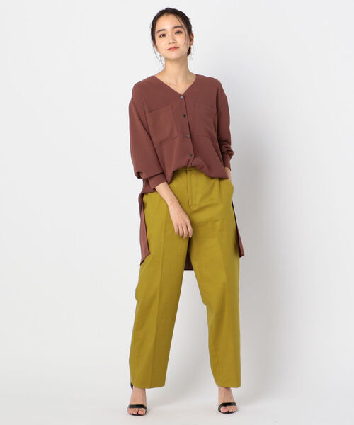 NOLLEY’S Sophi(ノーリーズソフィ)の「ポケットオープンブラウス(シャツ/ブラウス・レディース・オフホワイト/ブラウン/ライトカーキ・38)」の5枚目の写真