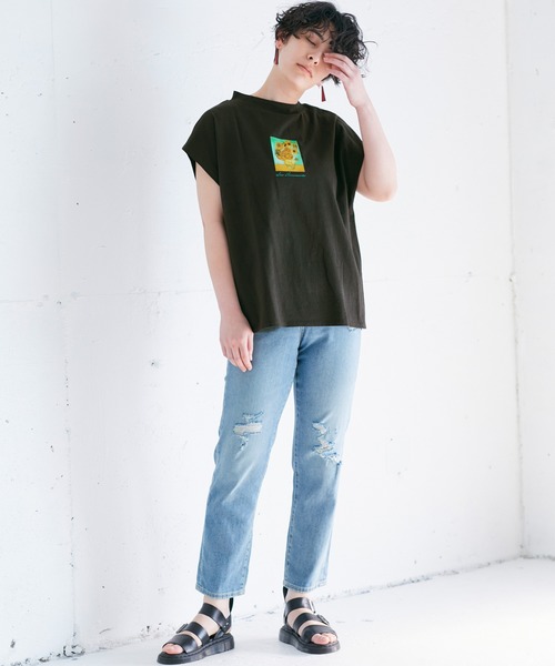 Chaco closet(チャコ クローゼット)の「別注ARTプリントモックチュニックフレンチスリーブアートTシャツ(Tシャツ/カットソー・レディース・ホワイト/ライトベージュ/ブラック・FREE)」の5枚目の写真