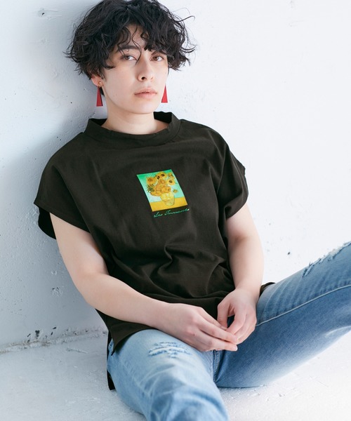 Chaco closet(チャコ クローゼット)の「別注ARTプリントモックチュニックフレンチスリーブアートTシャツ(Tシャツ/カットソー・レディース・ホワイト/ライトベージュ/ブラック・FREE)」の4枚目の写真