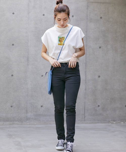 Chaco closet(チャコ クローゼット)の「別注ARTプリントモックチュニックフレンチスリーブアートTシャツ(Tシャツ/カットソー・レディース・ホワイト/ライトベージュ/ブラック・FREE)」の19枚目の写真