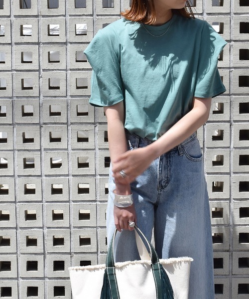 Marient(マリエント)の「スリーブタックTシャツ/Tee(Tシャツ/カットソー・レディース・ホワイト/グリーン・FREE)」の3枚目の写真