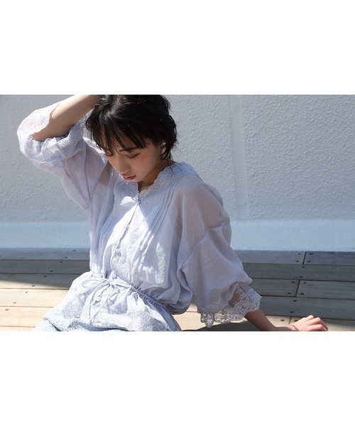 one after another NICE CLAUP（ワンアフターアナザーナイスクラップ）の「vintage風レースブラウス（シャツ/ブラウス・レディース・モカ/ベージュ/サックスブルー・FREE）」の18枚目の写真