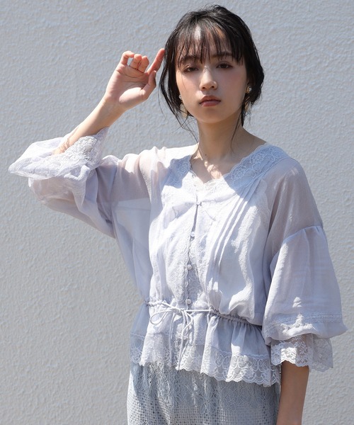 one after another NICE CLAUP（ワンアフターアナザーナイスクラップ）の「vintage風レースブラウス（シャツ/ブラウス・レディース・モカ/ベージュ/サックスブルー・FREE）」の10枚目の写真
