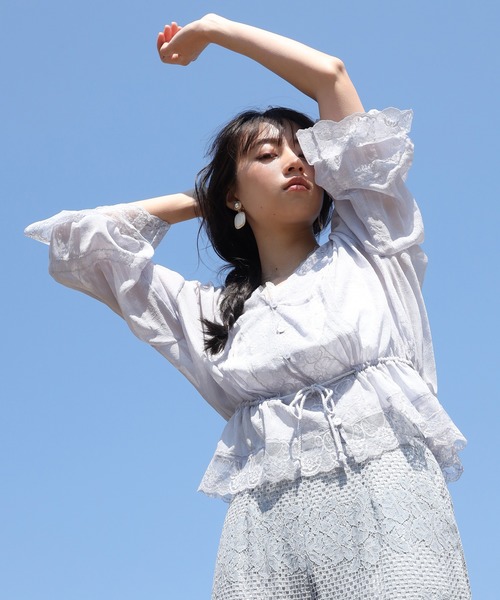 one after another NICE CLAUP（ワンアフターアナザーナイスクラップ）の「vintage風レースブラウス（シャツ/ブラウス・レディース・モカ/ベージュ/サックスブルー・FREE）」の13枚目の写真