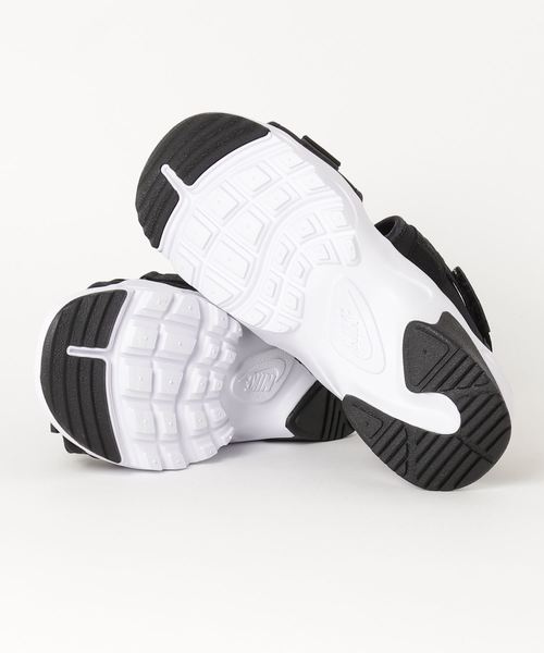 NIKE（ナイキ）の「WEGO/NIKE Canyon Woman Sandal（サンダル・レディース・ブラック/ホワイト・MEDIUM/SMALL/X-SMALL）」の12枚目の写真