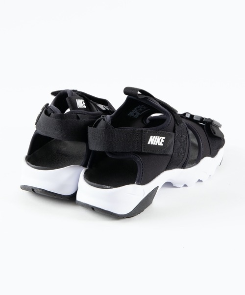 NIKE（ナイキ）の「WEGO/NIKE Canyon Woman Sandal（サンダル・レディース・ブラック/ホワイト・MEDIUM/SMALL/X-SMALL）」の4枚目の写真