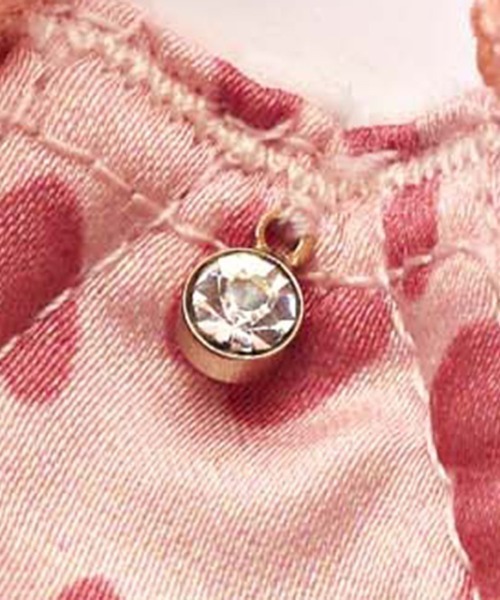 YU'NOW（ユナウ）の「【選べるデザイン！ノンワイヤーでラクちん谷間メイク】ぷるるん谷間のノンワイヤーブラ＆ショーツセット（ブラ&ショーツ・レディース・ブルー/ブルー系その他/ラベンダー/ピンク/オフホワイト/ワイン/ホワイト×グリーン/ホワイト×ブラック・AA65M/B65M/F75L/E70M/A75M/B75L/E80L/A65M/F70M/D80L/B70M/G70M/AA70M/B75M/C65M/G75L/G80L/C80L/F80L/C75M/C75L/C70M/D75L/D70M/E75L/A70M）」の9枚目の写真