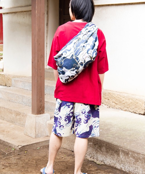 カヤ（カヤ）の「【カヤ】たすきバッグ 鶴（ショルダーバッグ・メンズ・ブラック/カーキ・FREE）」の11枚目の写真