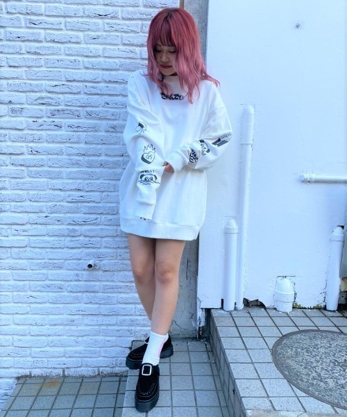 Candy Stripper(キャンディストリッパー)の「CANDY ASSORTED SWEAT ワンピース(ワンピース・レディース・ブラック/オフホワイト/ピンク/パープル・2)」の5枚目の写真