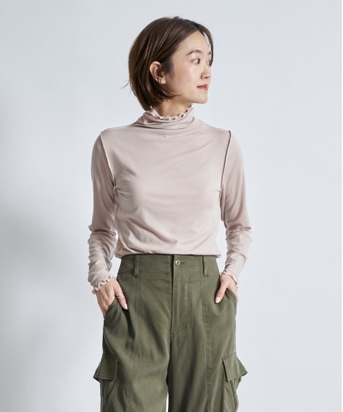 DouDou(ドゥドゥ)の「配色メロータートル(Tシャツ/カットソー・レディース・オフホワイト/ライトグレー/ライトベージュ・FREE)」の1枚目の写真