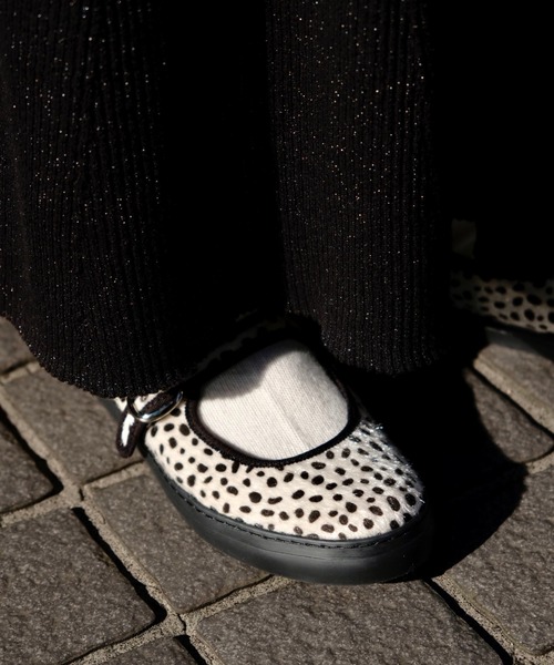 SLACK FOOTWEAR(スラックフットウェア)の「カンフーシューズ メリージェーン TOLTE トルテ(バレエシューズ・レディース・ブラック/ホワイト系その他/ブラウン系その他2/ブラウン系その他/ブラック系その他/グレー/ベージュ系その他/ブラック系その他2/ブラウン/ワインレッド/ネイビー/グレイッシュベージュ・23.5cm/24.5cm/23.0cm/24.0cm/25.0cm/25.5cm)」の14枚目の写真