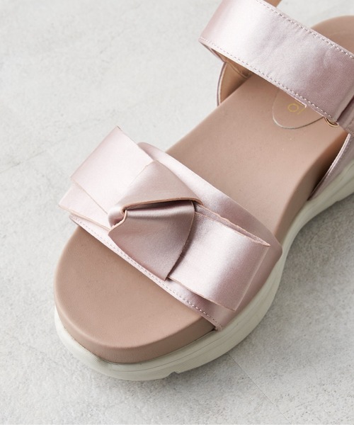 OLIVE des OLIVE（オリーブデオリーブ）の「リボンスポーツサンダル（サンダル・レディース・ブラック/ピンク系その他・SMALL/MEDIUM/LARGE）」の4枚目の写真