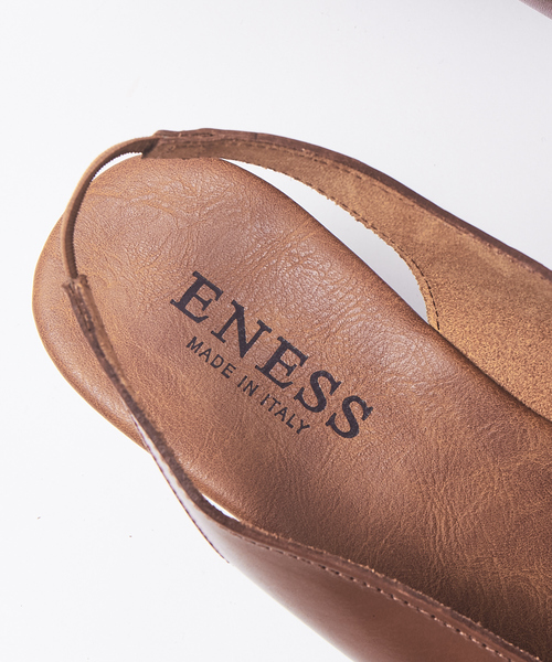 eness（エネス）の「【ENESS】サイドVカットサンダル（サンダル・レディース・アイボリー/ブラウン・35/36/37/38）」の7枚目の写真